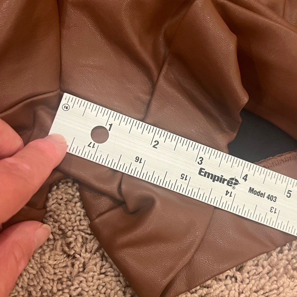 NWT new 12 Anthropologie Maeve faux leather cuffed shorts chocolate brown - Picture 15 of 15